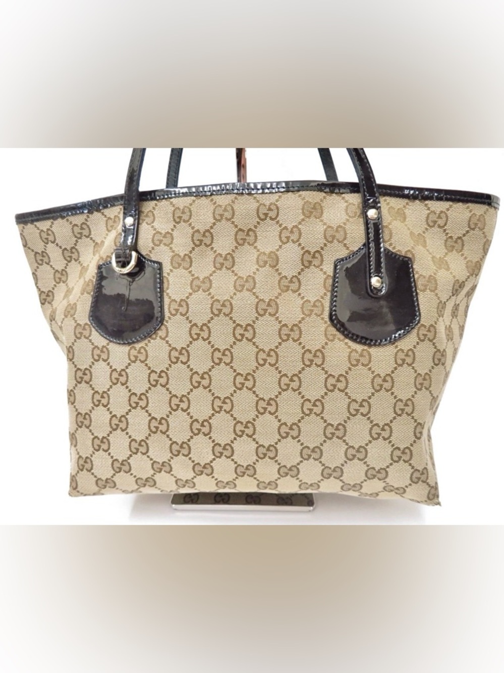 Gucci Beige GG Monogram Canvas Patent Leather Tote Bag - Picture 3 of 16